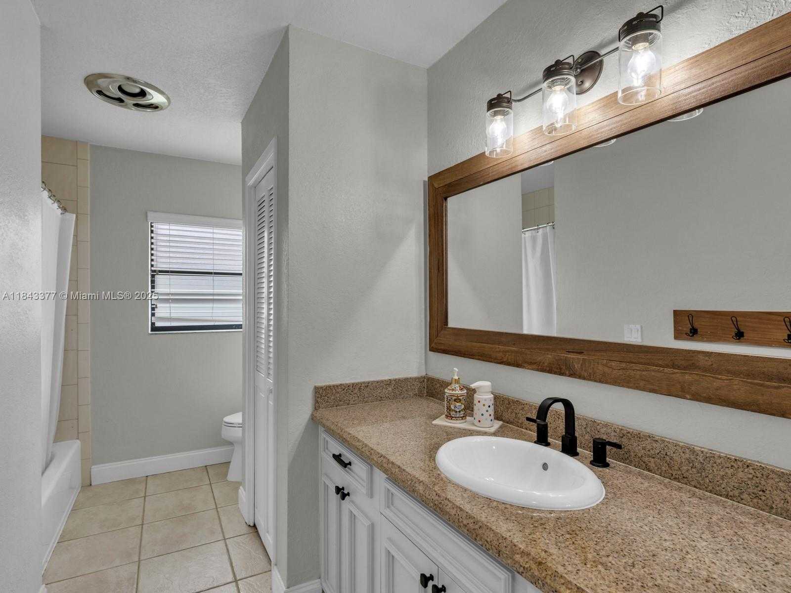 Small Image of 1030 SOUTH WEST 91ST AVE, Plantation Number 23