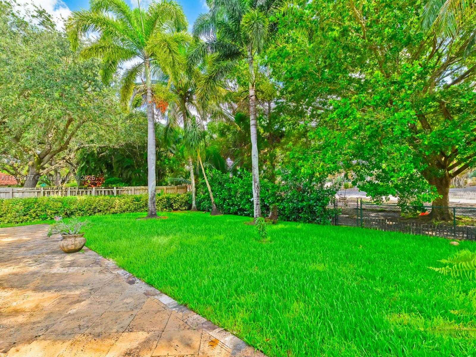 Small Image of 1030 SOUTH WEST 91ST AVE, Plantation Number 33