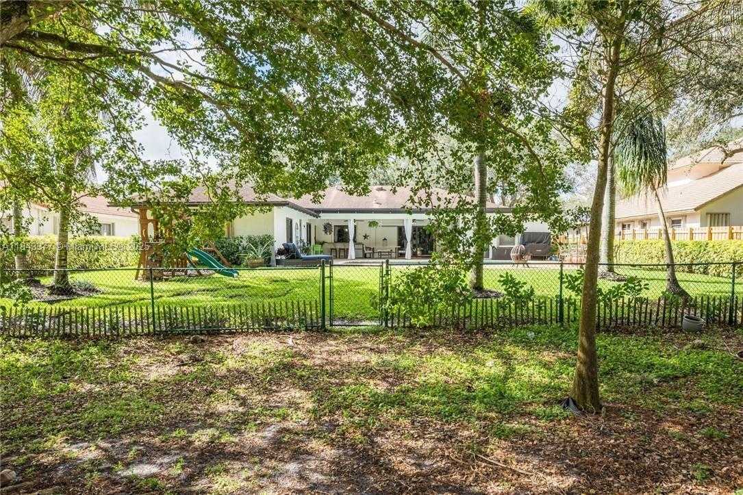 Small Image of 1030 SOUTH WEST 91ST AVE, Plantation Number 35