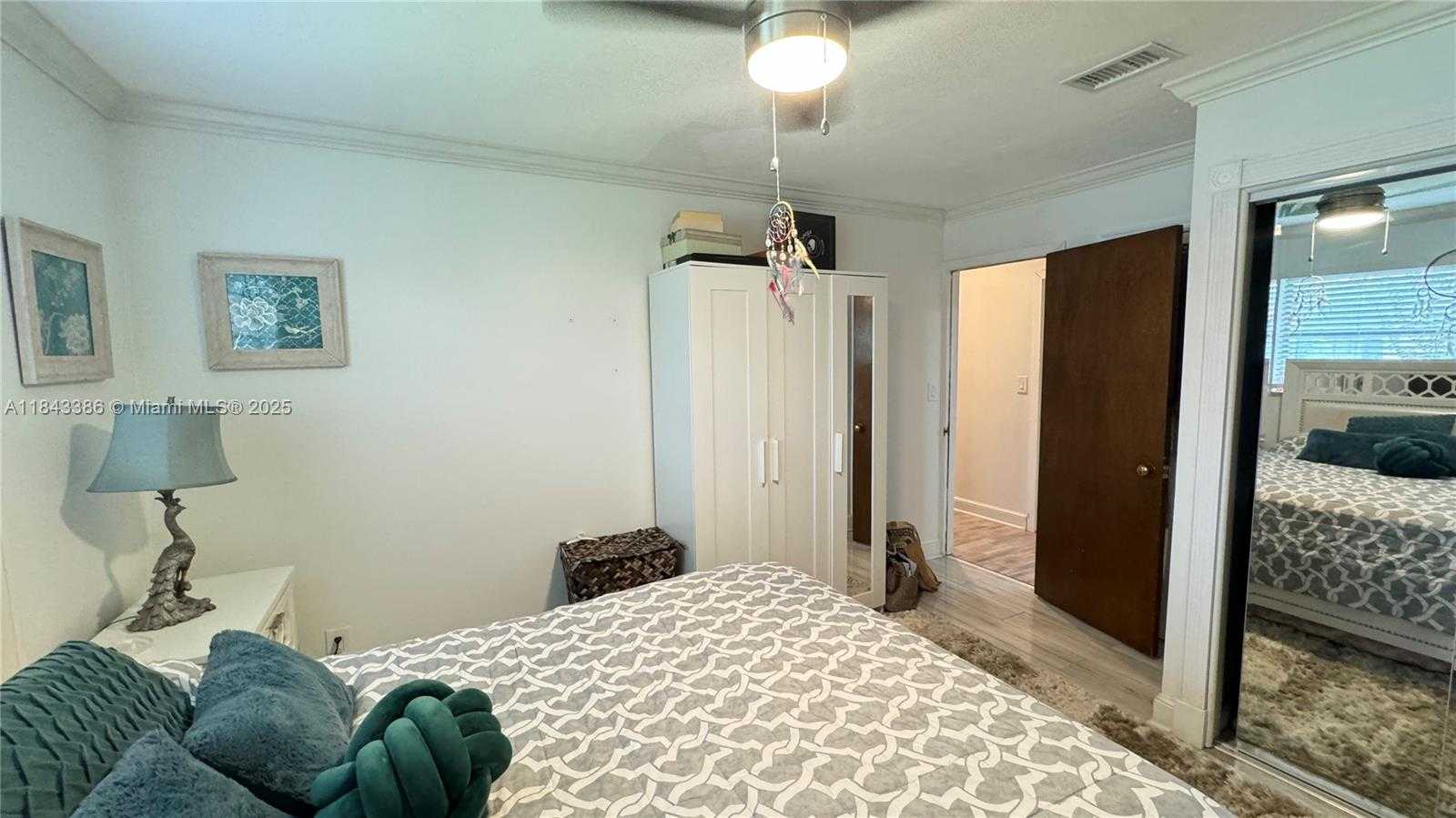 Small Image of 1912 SOUTH WEST 97TH TER, Miramar Number 9