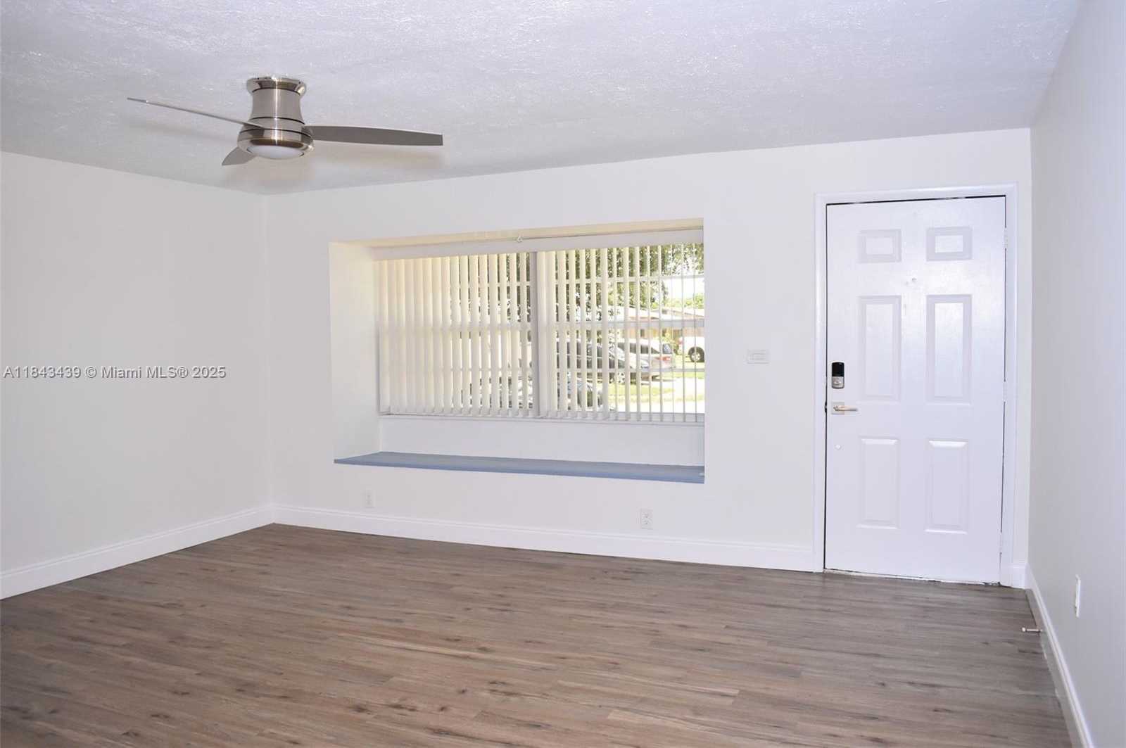 Small Image of 3041 NORTH 74TH AVE, Hollywood Number 8