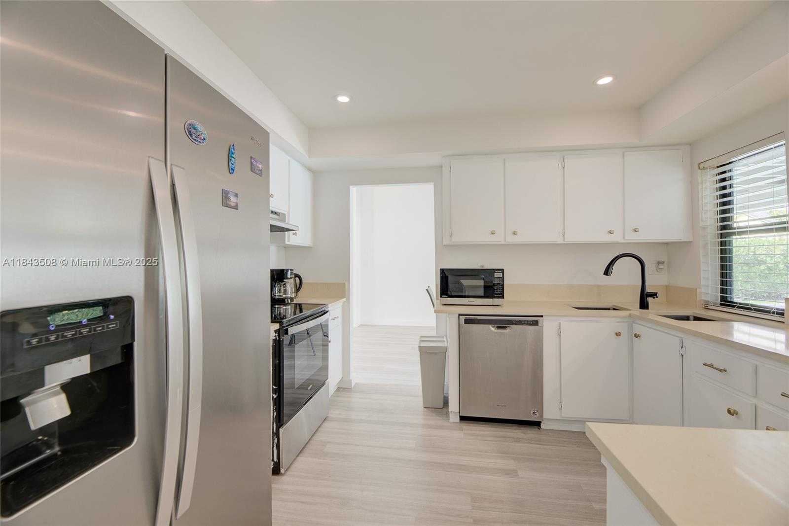 Small Image of 21553 CHIPMUNK LN, Boca Raton Number 17