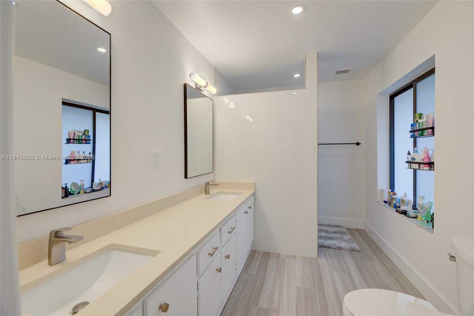 Small Image of 21553 CHIPMUNK LN, Boca Raton Number 22