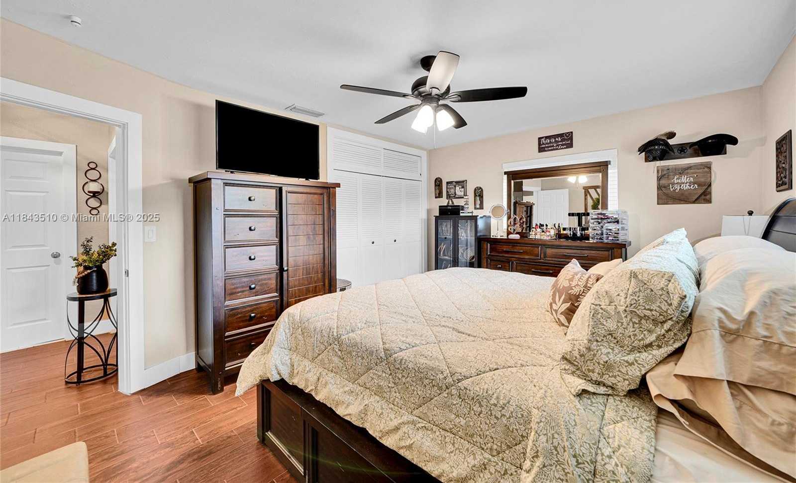Small Image of 521 NORTH WEST 93RD TER, Pembroke Pines Number 25