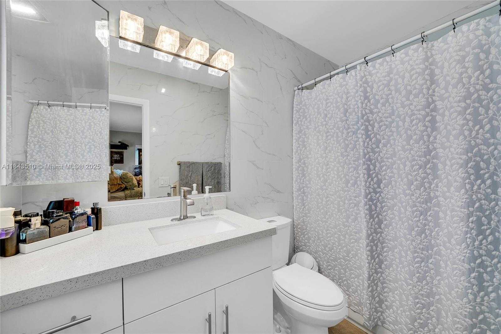 Small Image of 521 NORTH WEST 93RD TER, Pembroke Pines Number 27