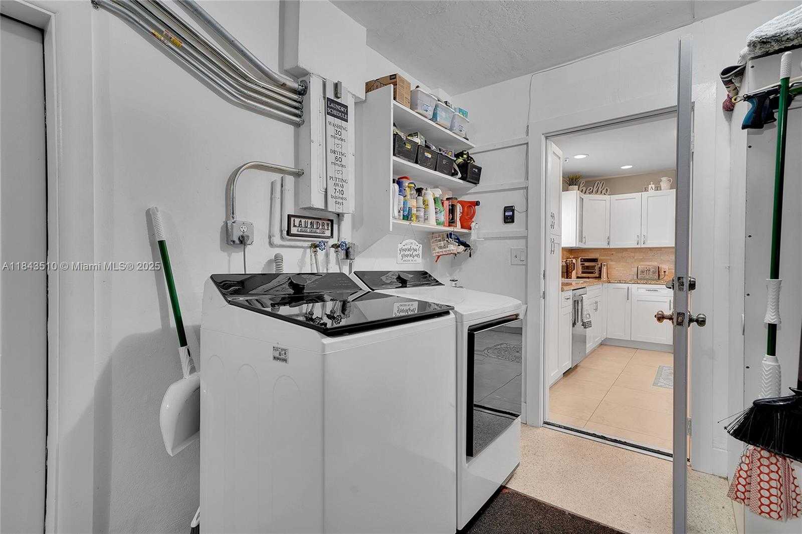 Small Image of 521 NORTH WEST 93RD TER, Pembroke Pines Number 35