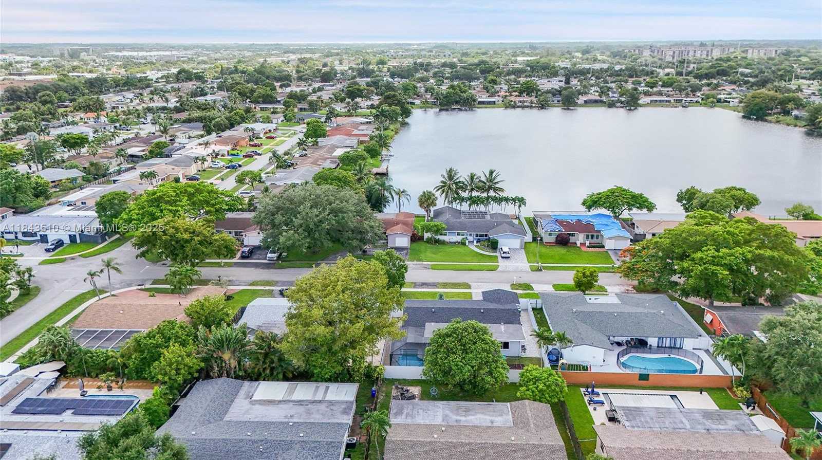 Small Image of 521 NORTH WEST 93RD TER, Pembroke Pines Number 58
