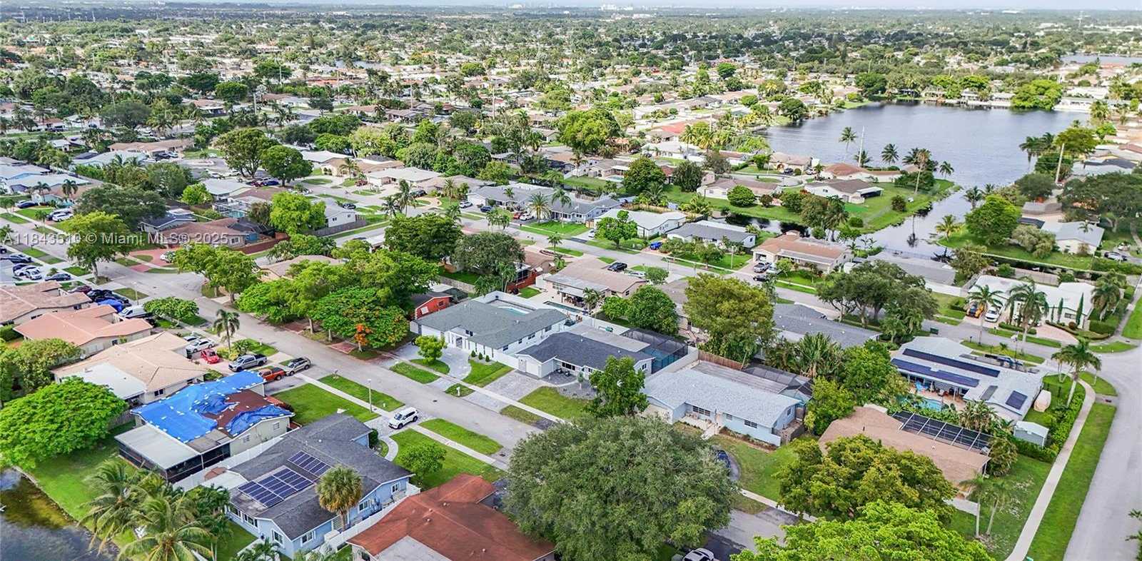 Small Image of 521 NORTH WEST 93RD TER, Pembroke Pines Number 61