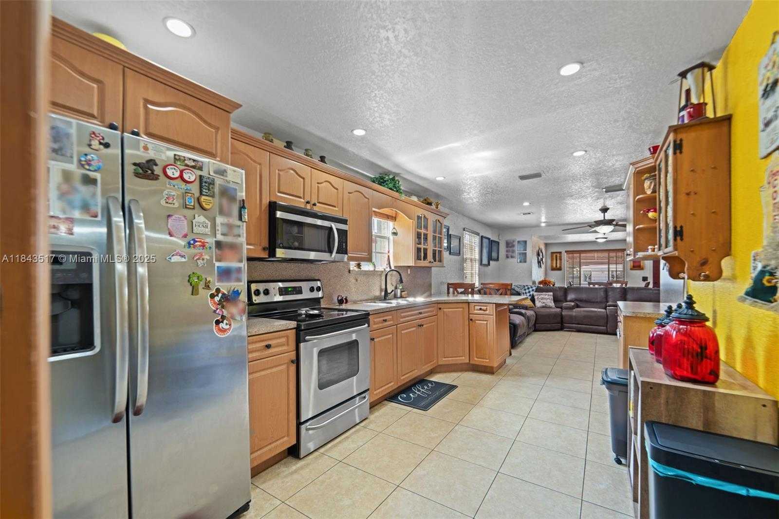 Small Image of 3140 NORTH WEST 59TH ST, Miami Number 14