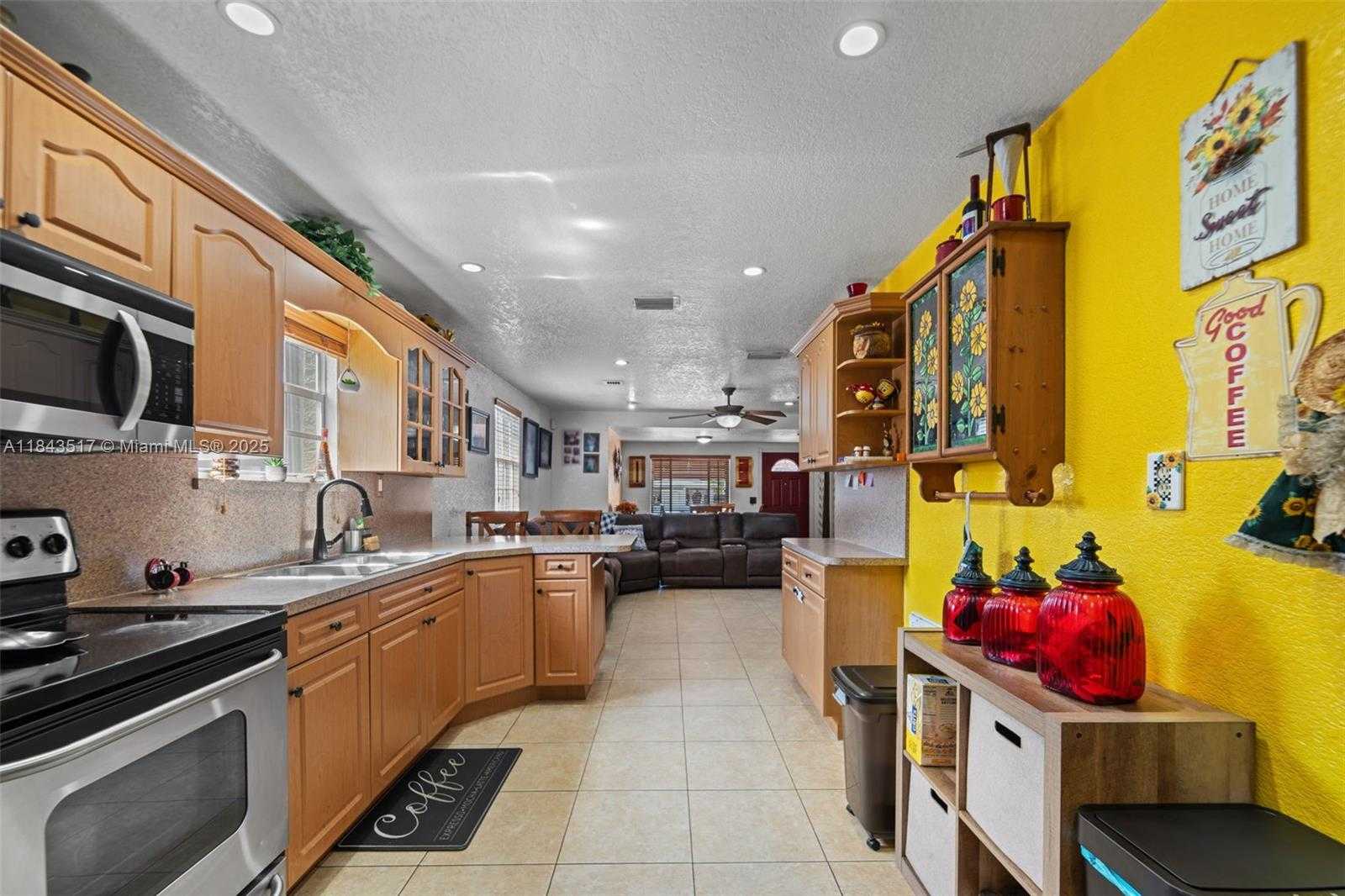 Small Image of 3140 NORTH WEST 59TH ST, Miami Number 15
