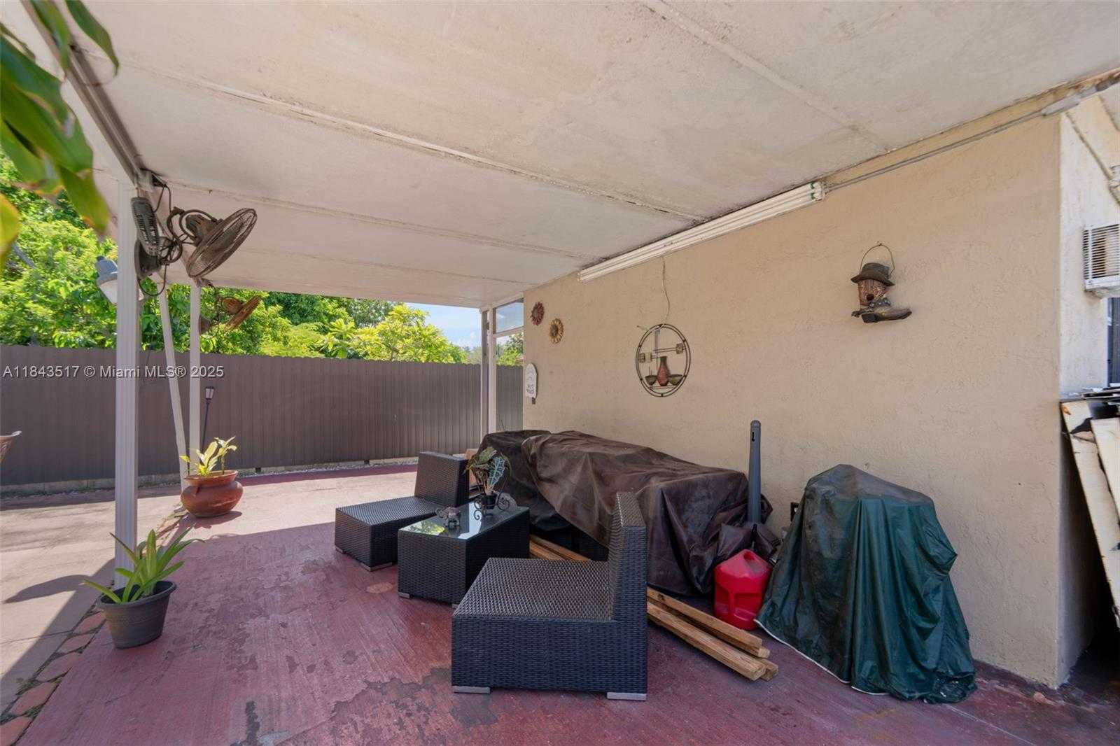 Small Image of 3140 NORTH WEST 59TH ST, Miami Number 31