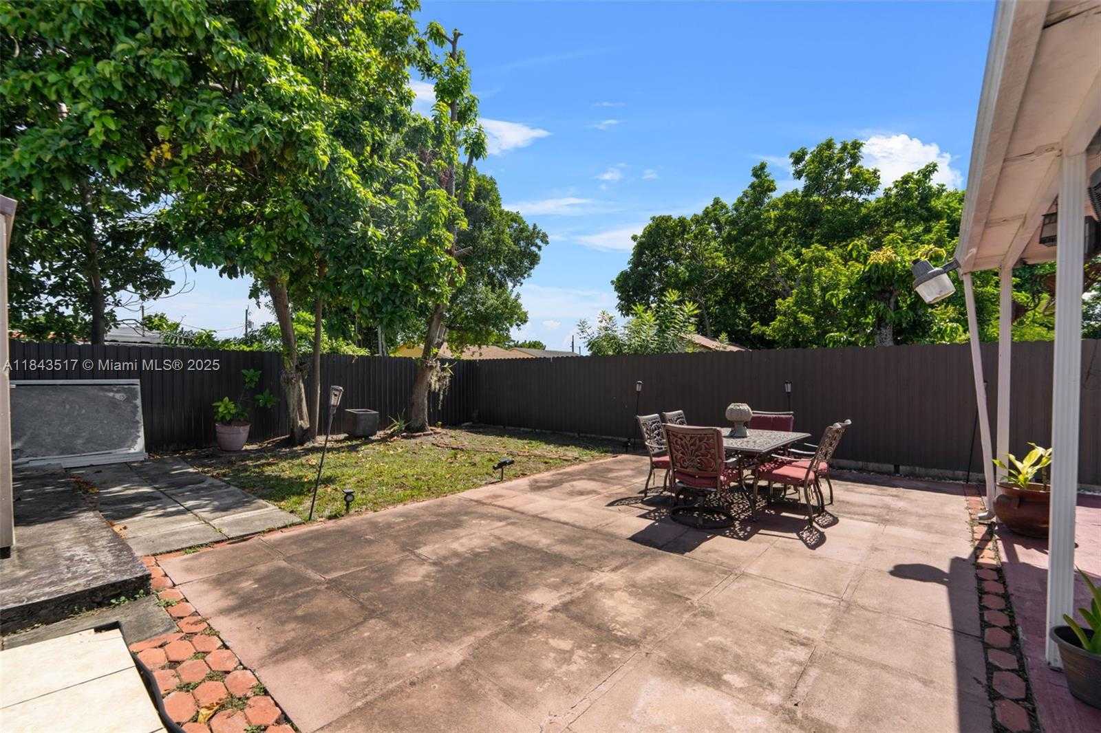 Small Image of 3140 NORTH WEST 59TH ST, Miami Number 32