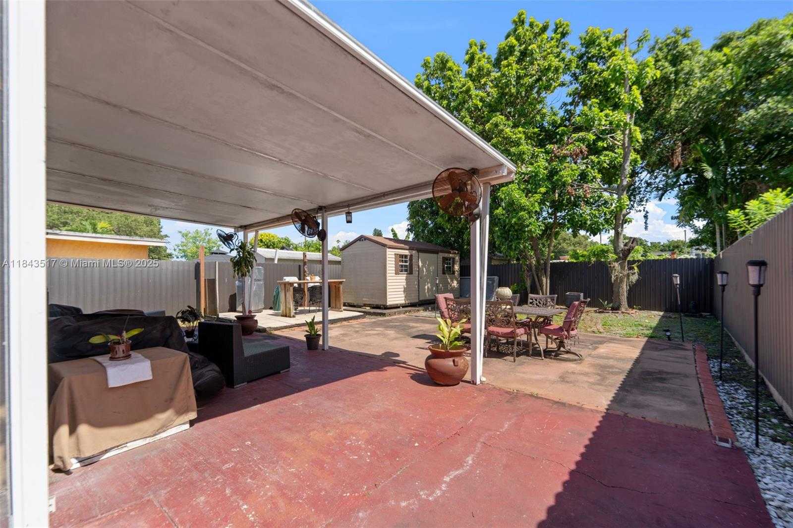 Small Image of 3140 NORTH WEST 59TH ST, Miami Number 33