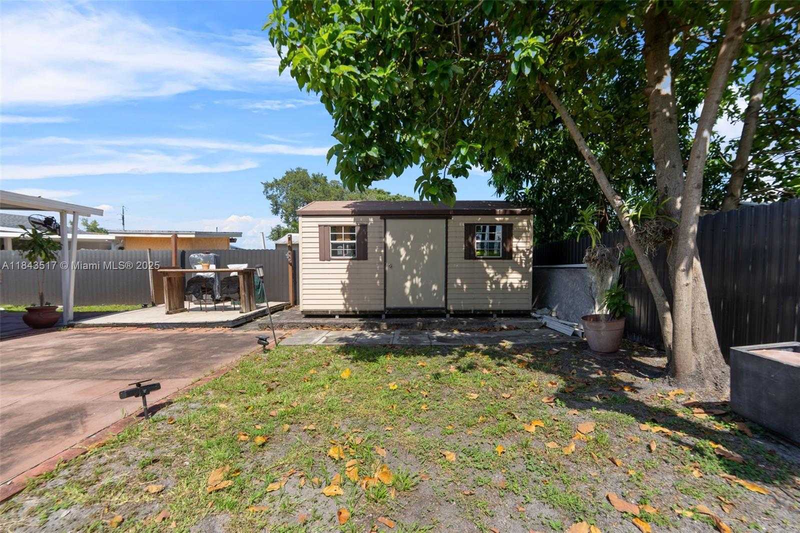 Small Image of 3140 NORTH WEST 59TH ST, Miami Number 36