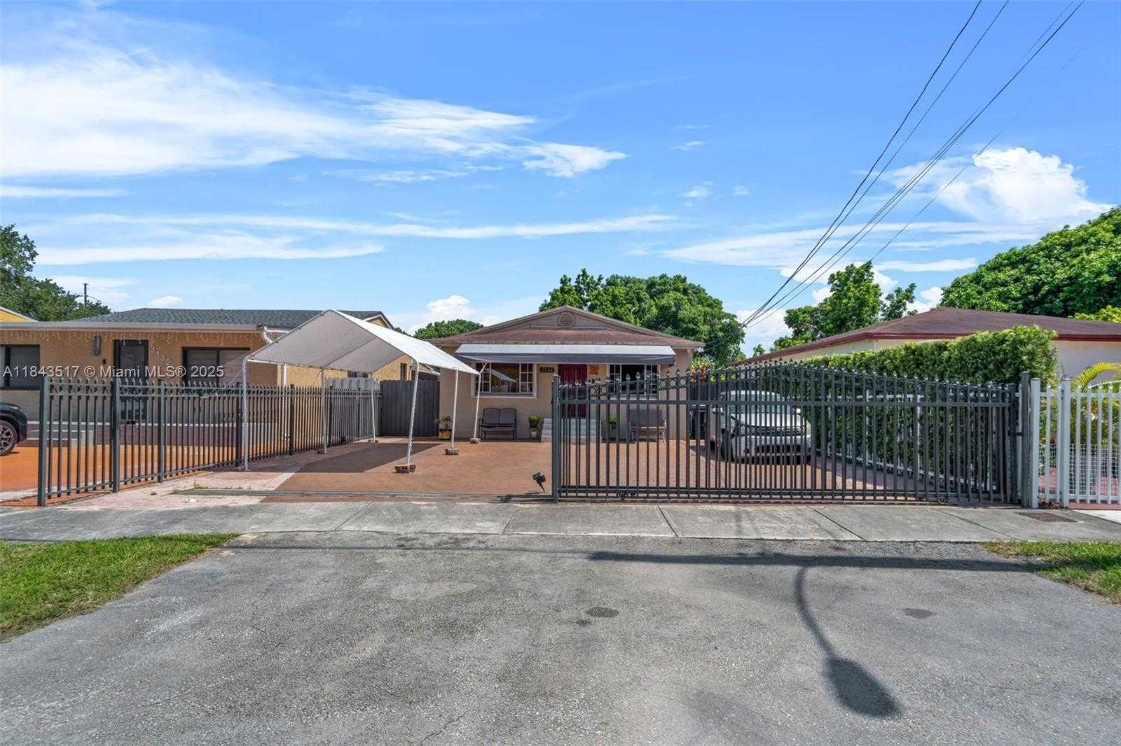 Small Image of 3140 NORTH WEST 59TH ST, Miami Number 39