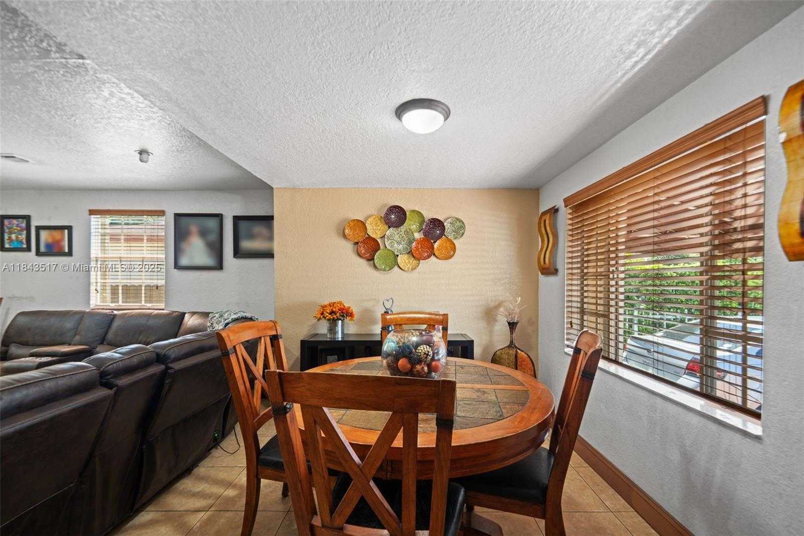 Small Image of 3140 NORTH WEST 59TH ST, Miami Number 5