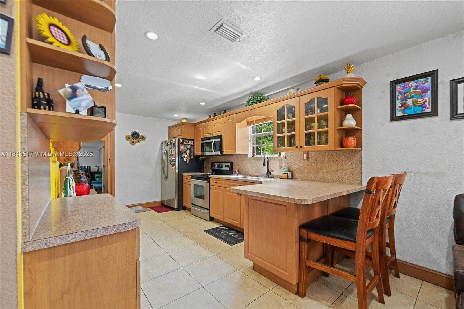 Small Image of 3140 NORTH WEST 59TH ST, Miami Number 9
