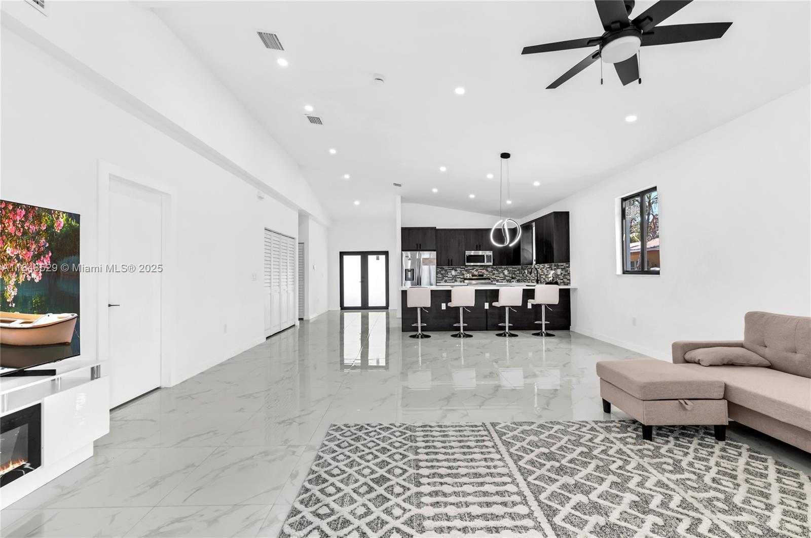 Small Image of 335 NORTH WEST 15TH ST, Pompano Beach Number 15