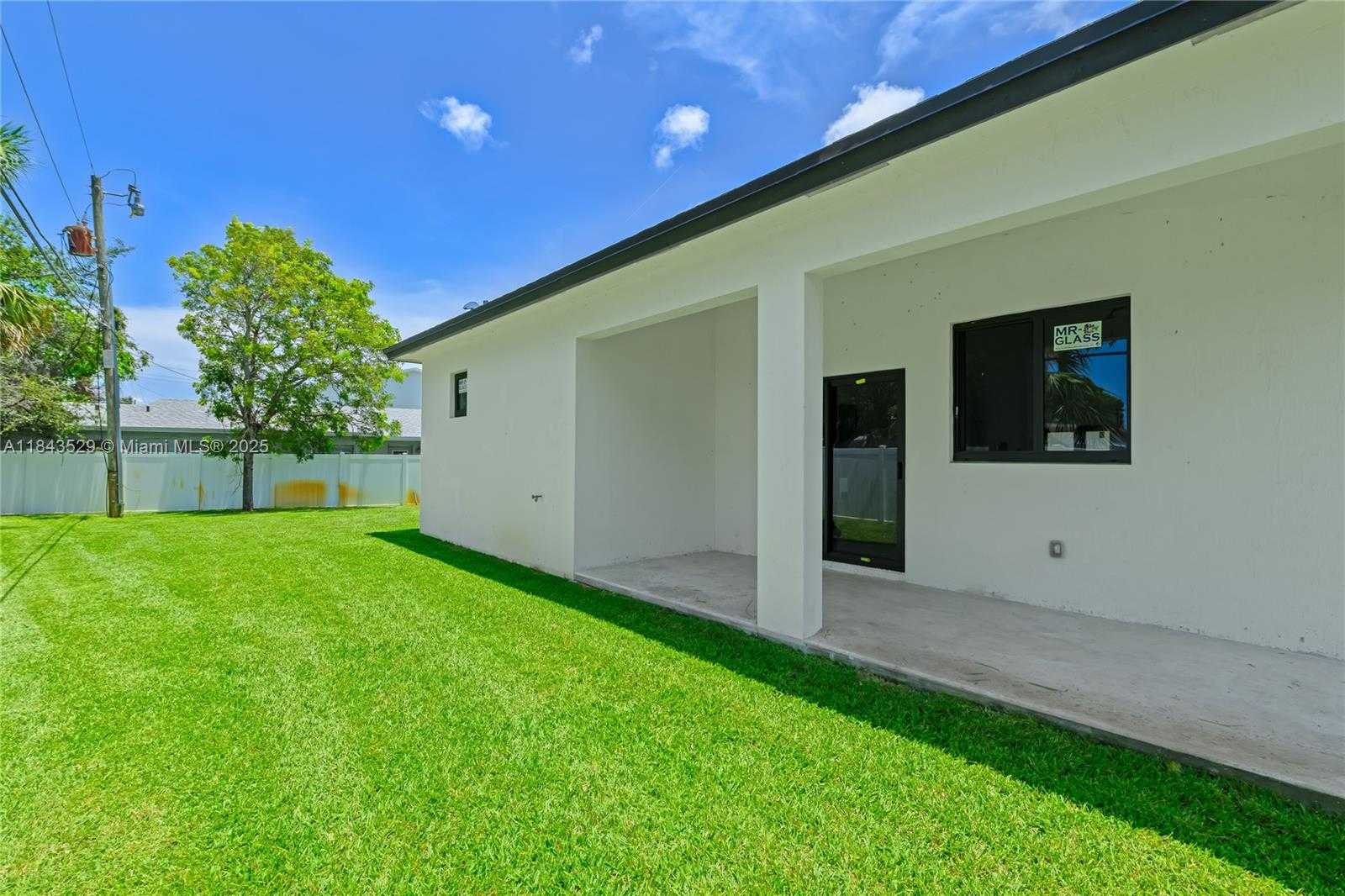 Small Image of 335 NORTH WEST 15TH ST, Pompano Beach Number 29