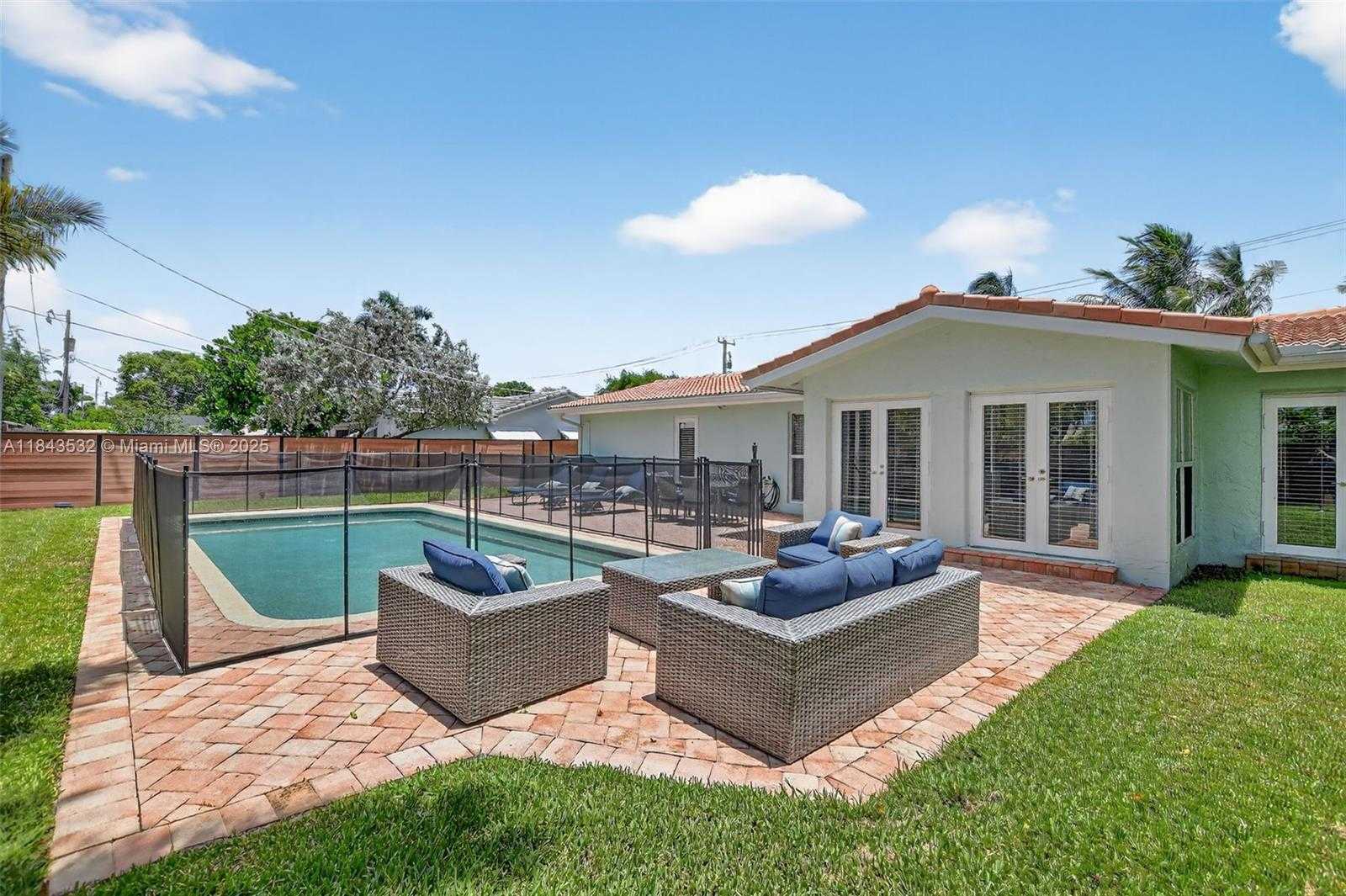 Small Image of 1019 SOUTH EAST 12TH AVE, Deerfield Beach Number 38