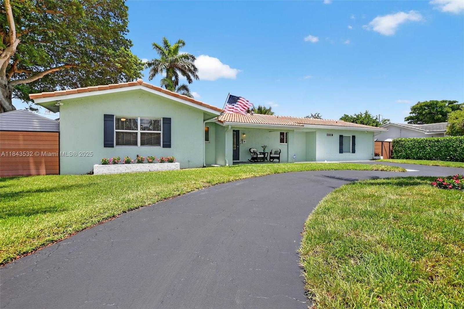 Small Image of 1019 SOUTH EAST 12TH AVE, Deerfield Beach Number 4