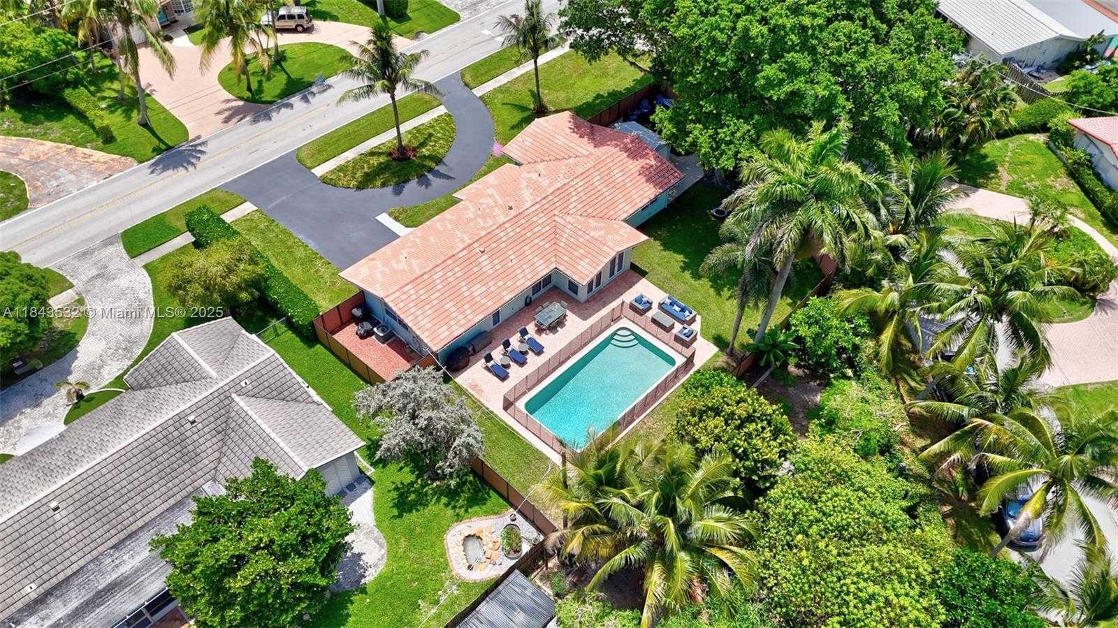 Small Image of 1019 SOUTH EAST 12TH AVE, Deerfield Beach Number 47