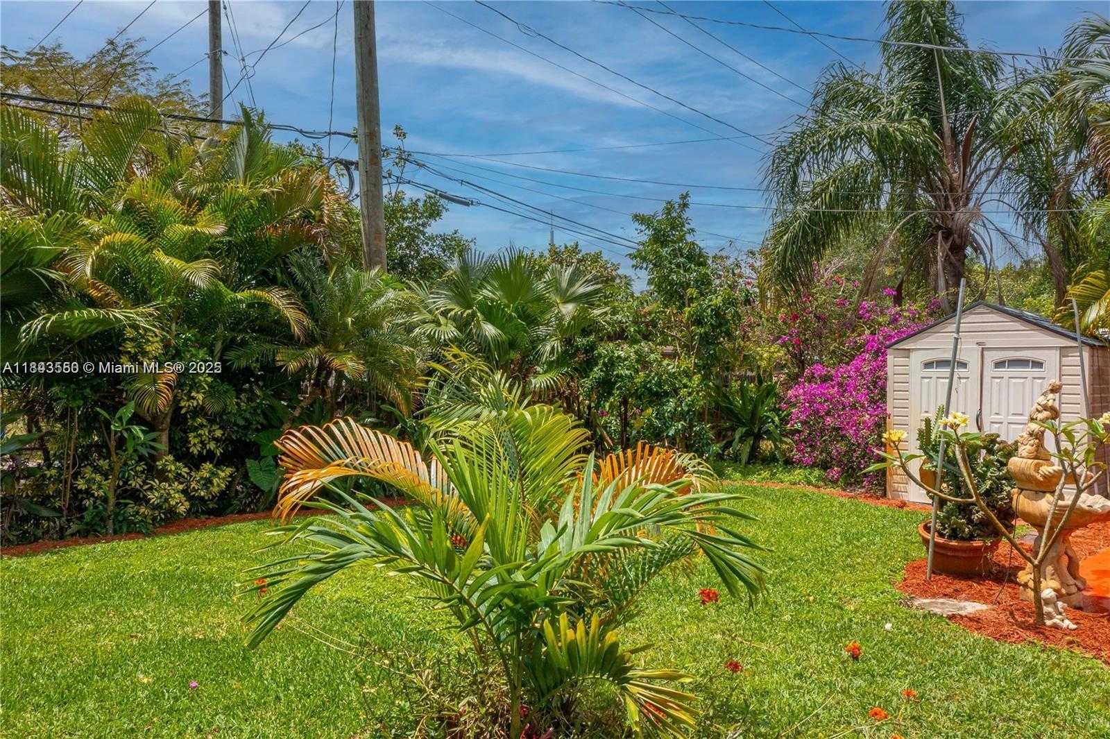 Small Image of 3616 SOUTH WEST 14TH ST, Fort Lauderdale Number 11