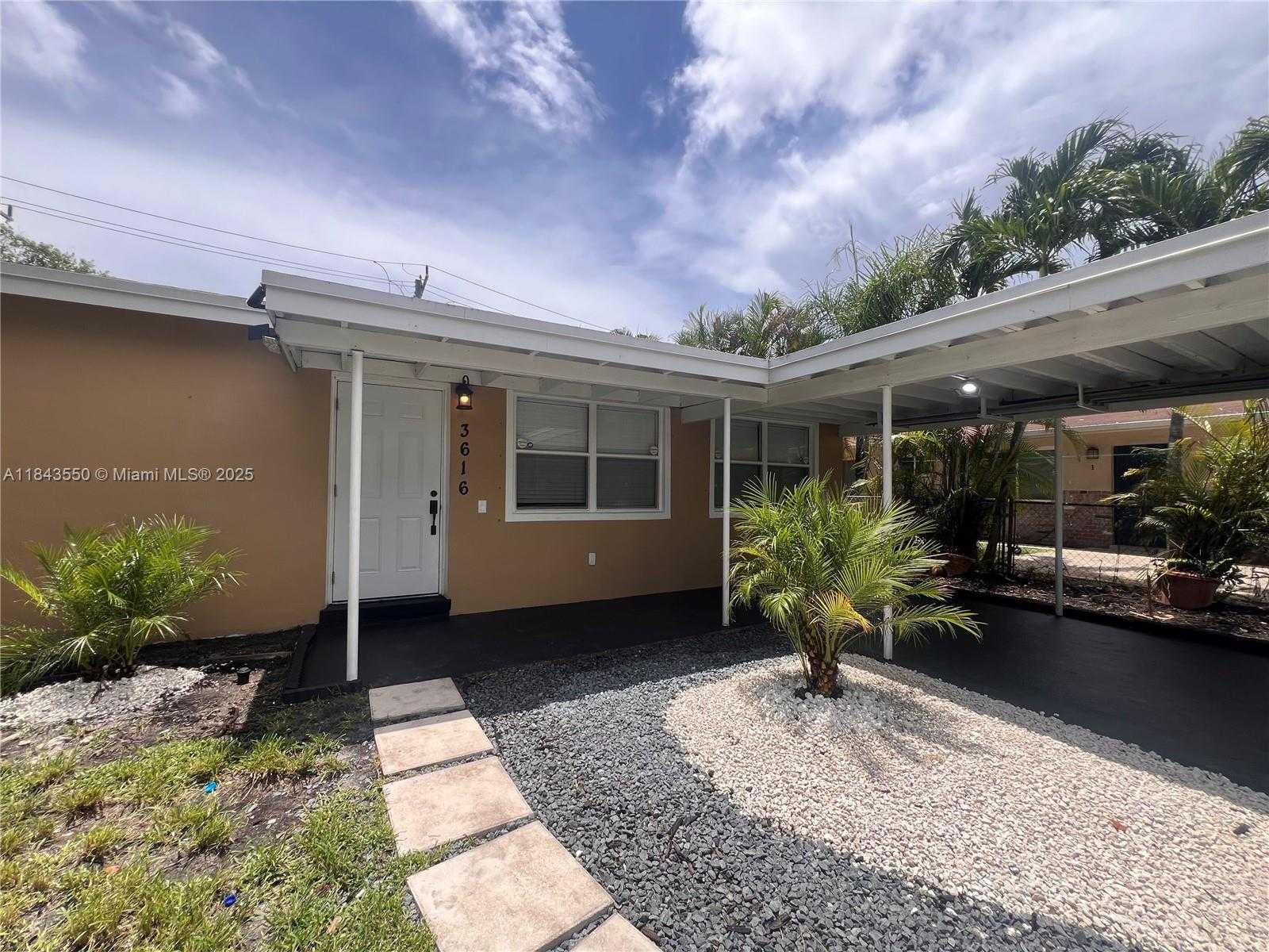 Small Image of 3616 SOUTH WEST 14TH ST, Fort Lauderdale Number 5