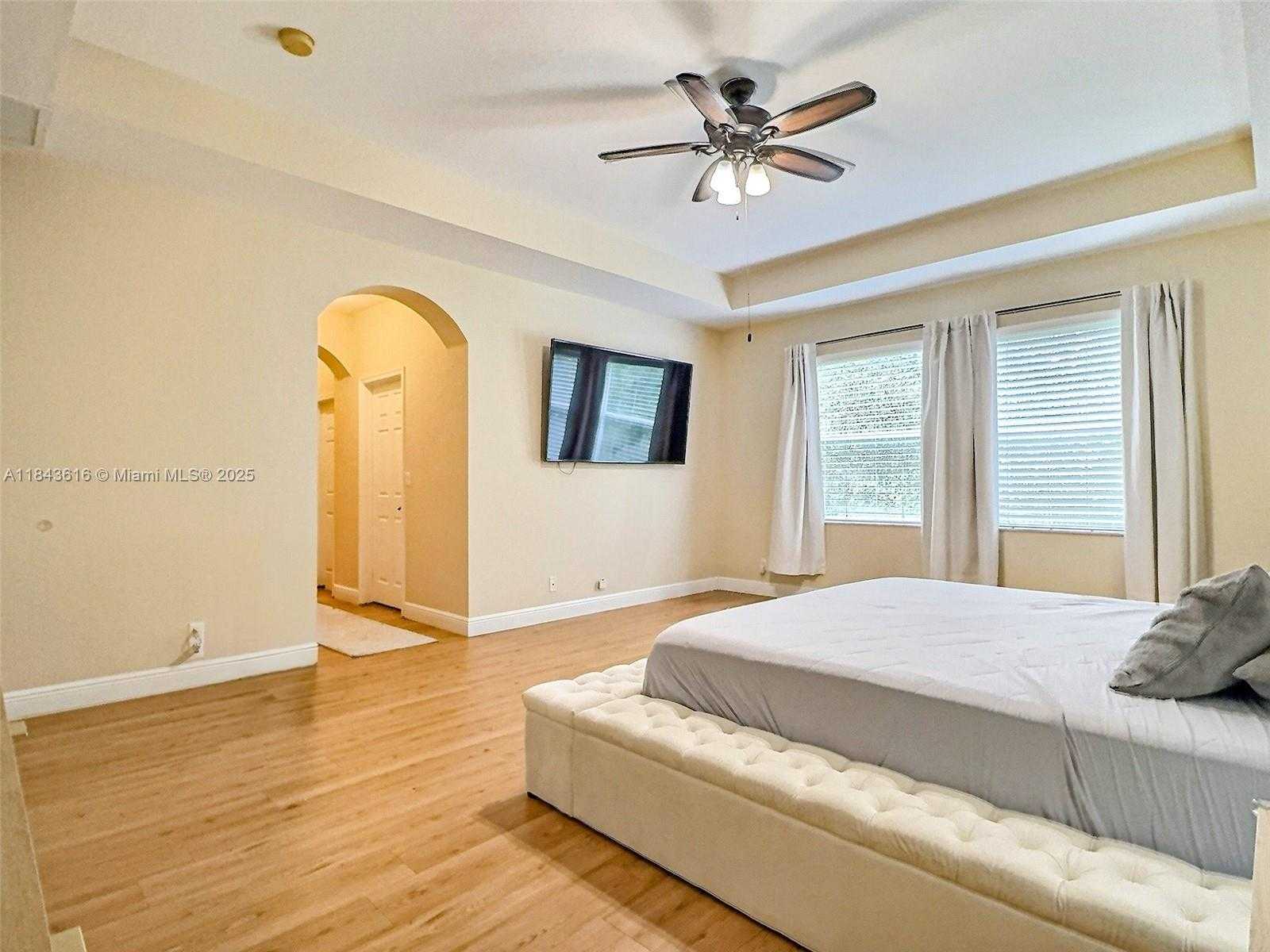 Small Image of 1094 GROVE PARK CIR, Boynton Beach Number 14