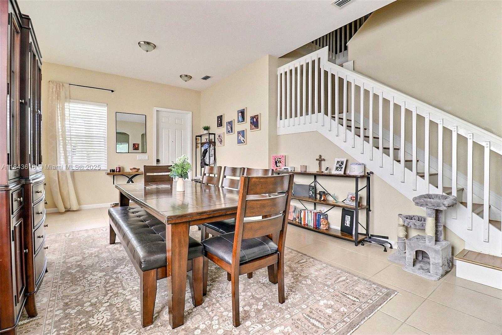 Small Image of 1094 GROVE PARK CIR, Boynton Beach Number 6
