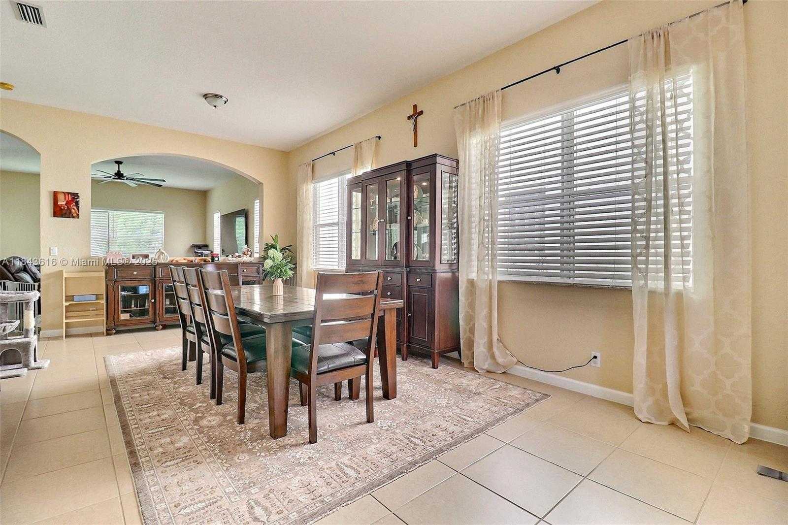 Small Image of 1094 GROVE PARK CIR, Boynton Beach Number 8