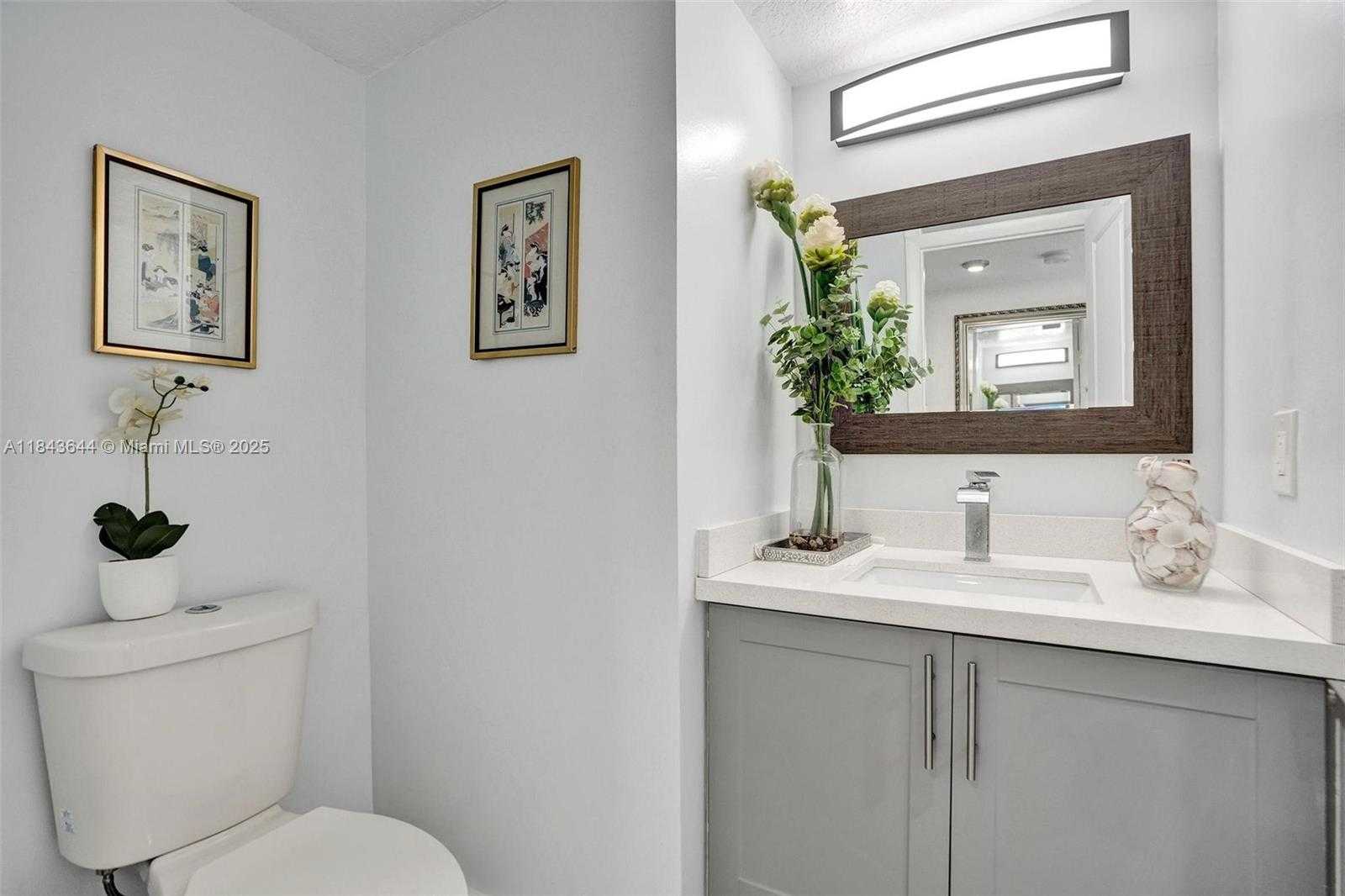 Small Image of 320 NORTH EAST 33RD ST, Oakland Park Number 14