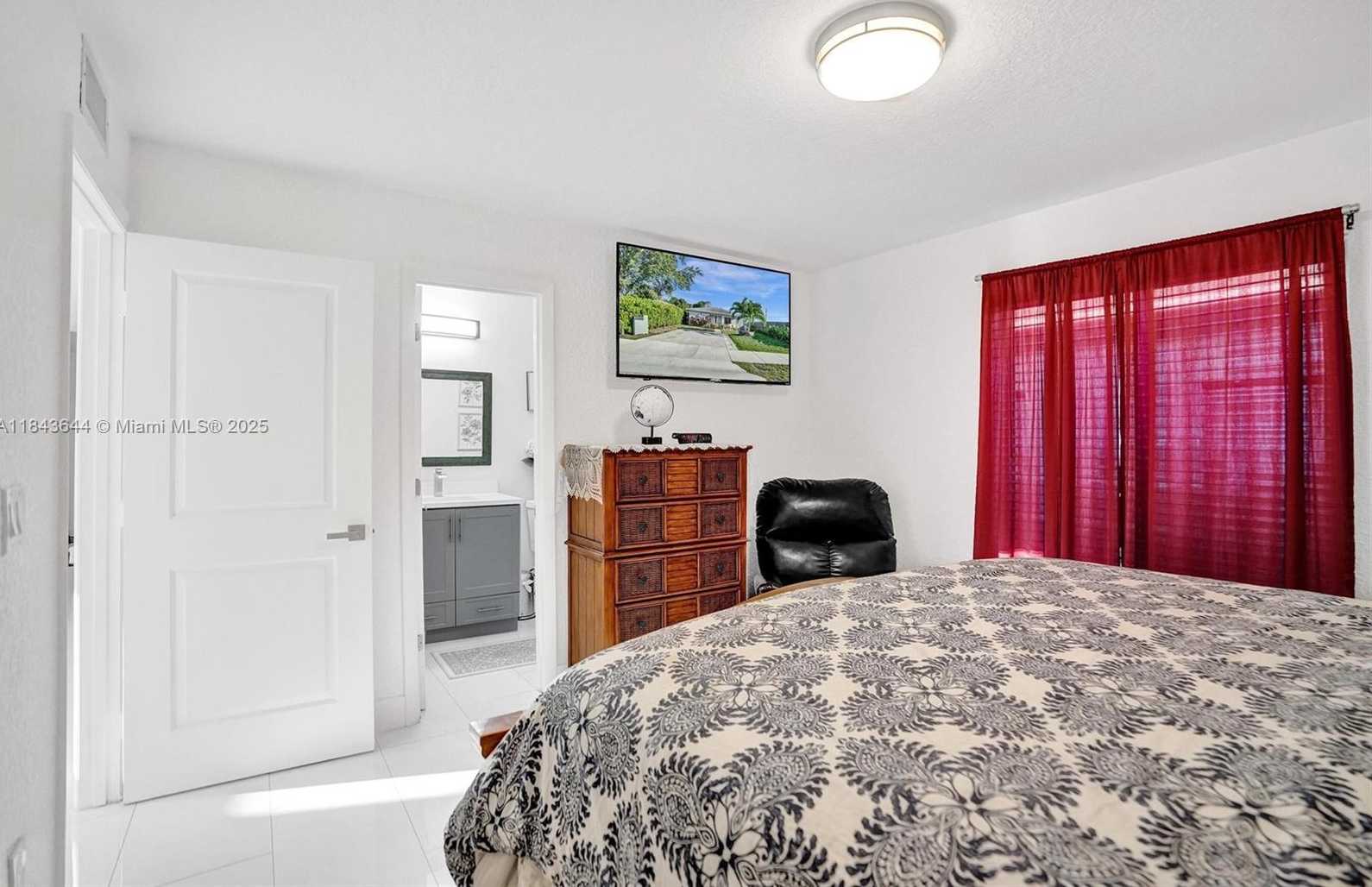 Small Image of 320 NORTH EAST 33RD ST, Oakland Park Number 17
