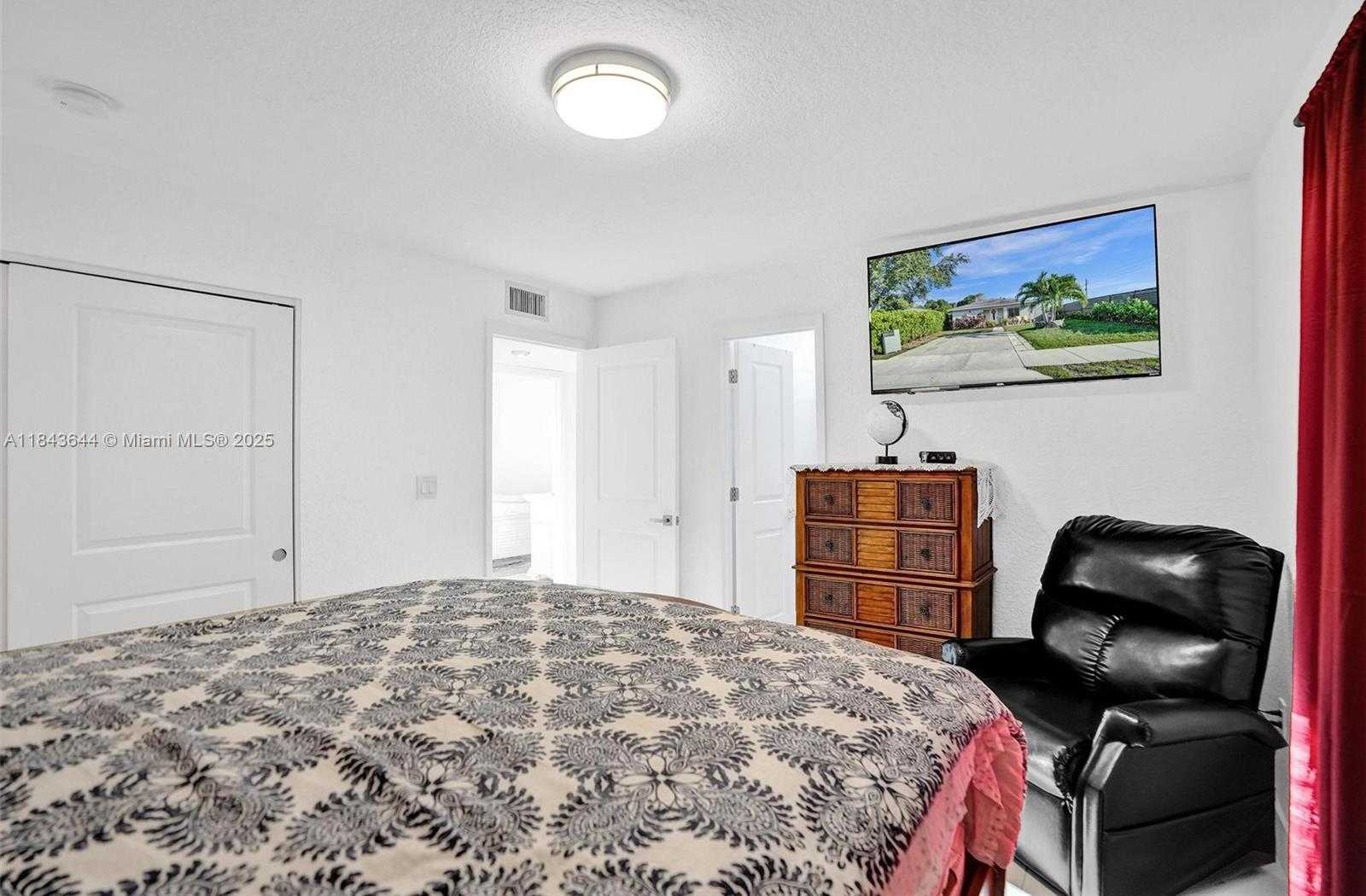 Small Image of 320 NORTH EAST 33RD ST, Oakland Park Number 18