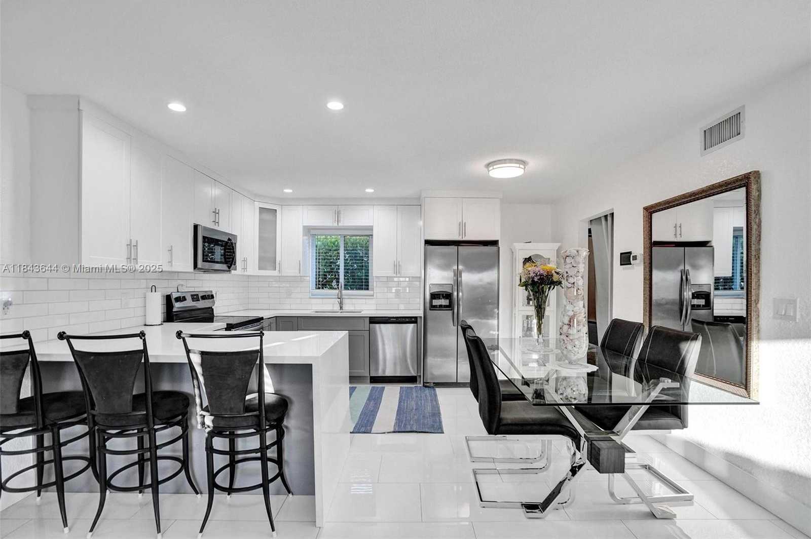 Small Image of 320 NORTH EAST 33RD ST, Oakland Park Number 23