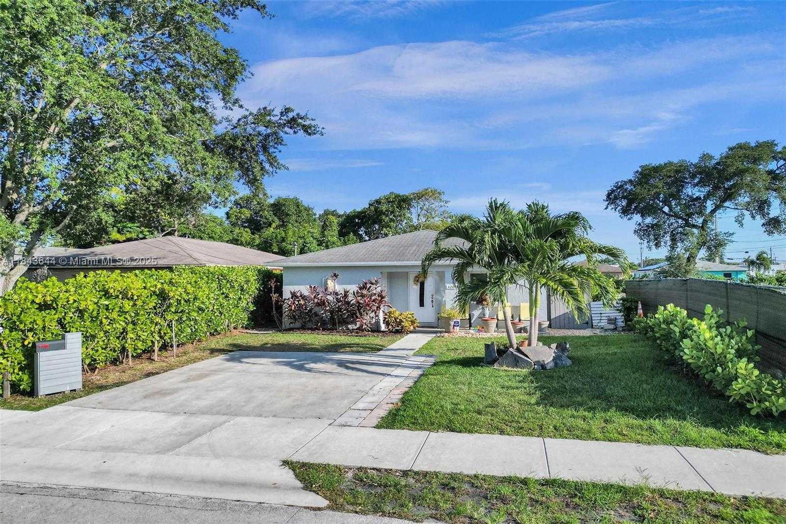 Small Image of 320 NORTH EAST 33RD ST, Oakland Park Number 30