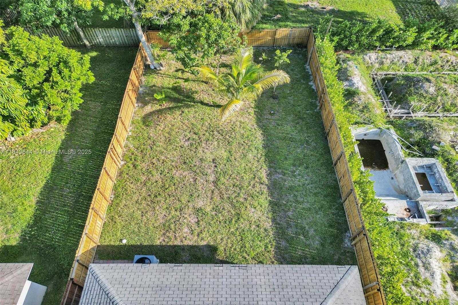 Small Image of 320 NORTH EAST 33RD ST, Oakland Park Number 35