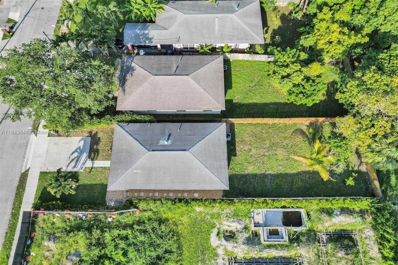 Small Image of 320 NORTH EAST 33RD ST, Oakland Park Number 37
