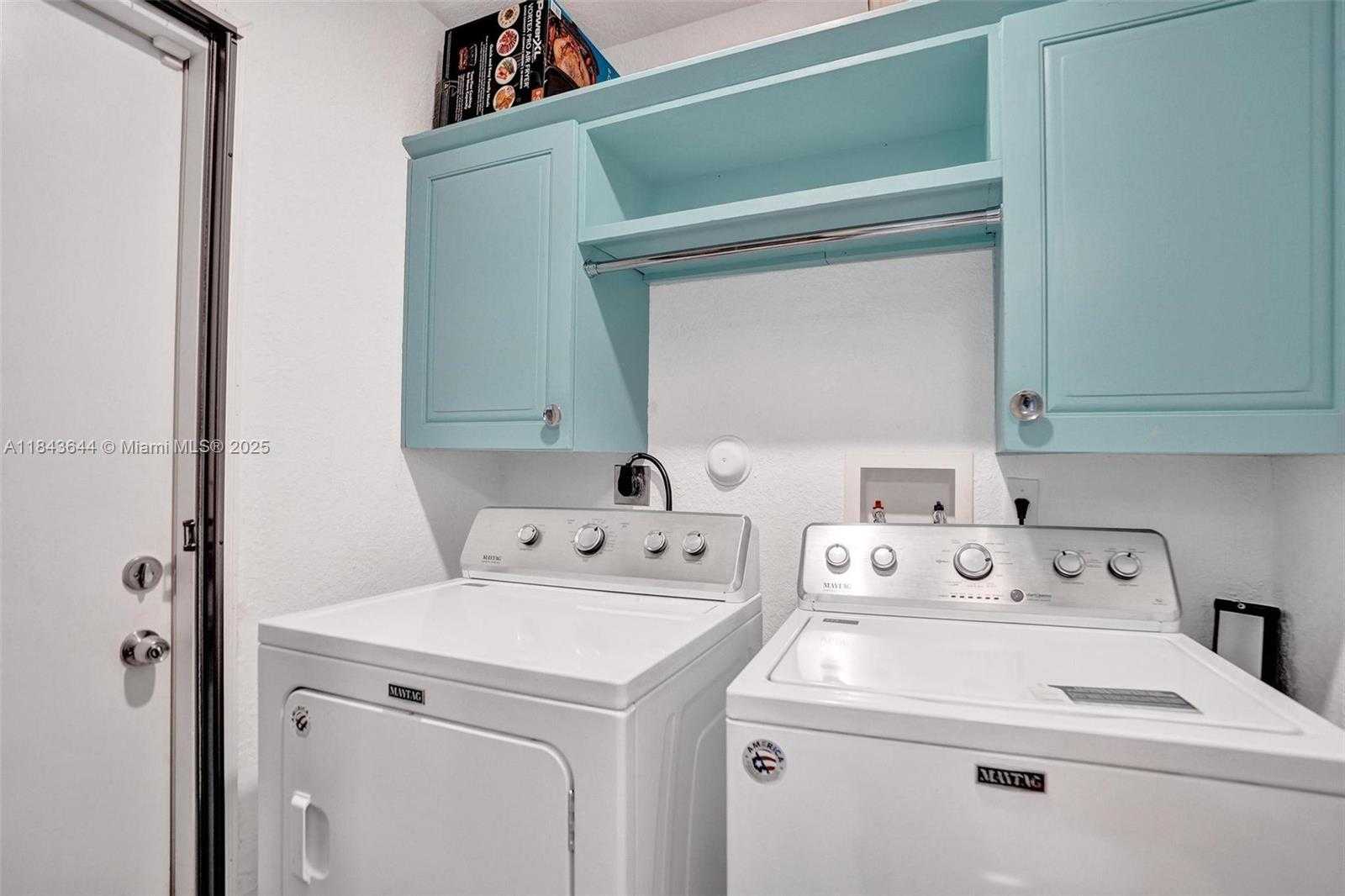 Small Image of 320 NORTH EAST 33RD ST, Oakland Park Number 9