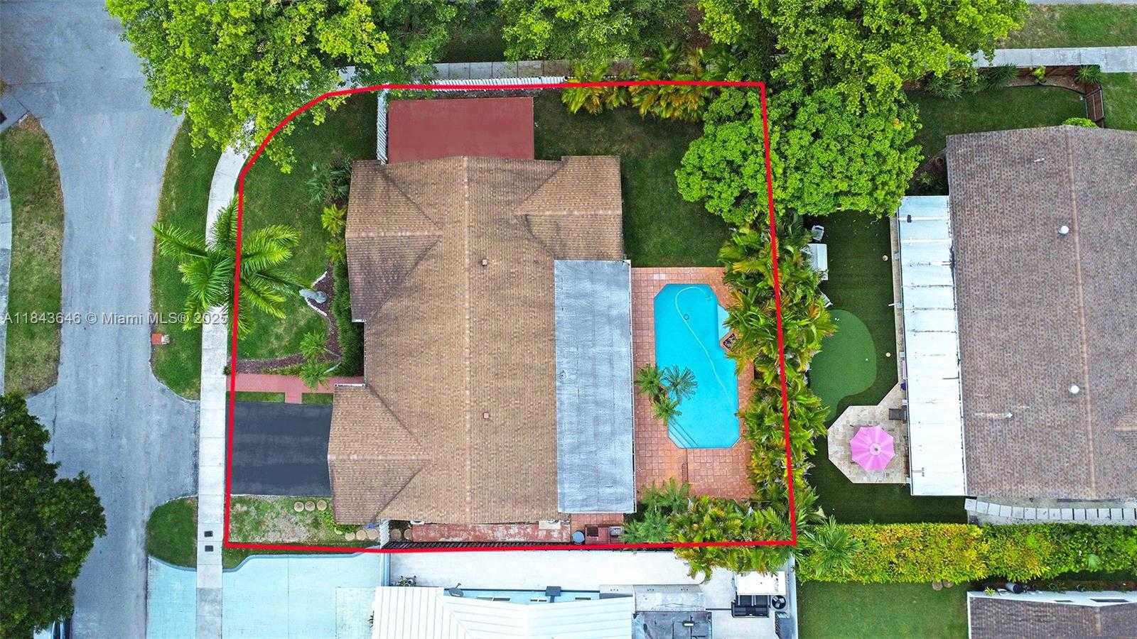 Small Image of 11040 SOUTH WEST 140TH AVE, Miami Number 46