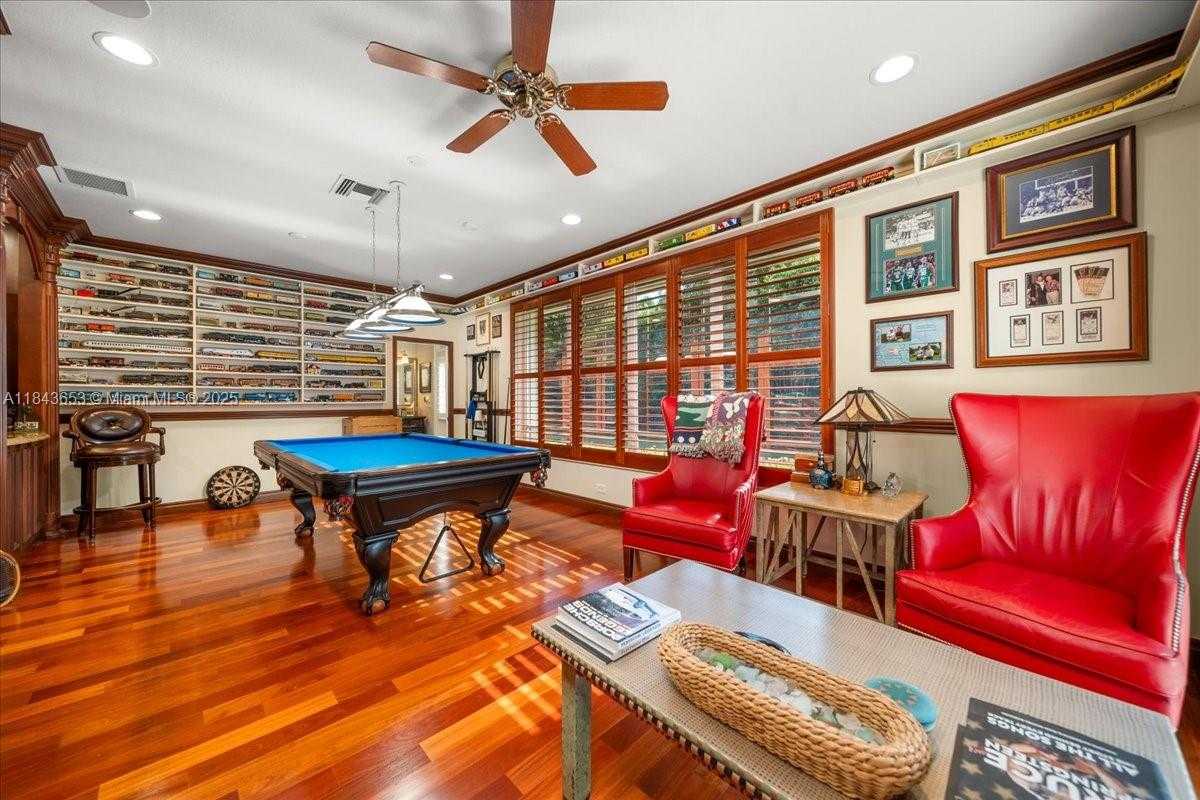 Small Image of 125 DOCKSIDE CIR, Weston Number 13