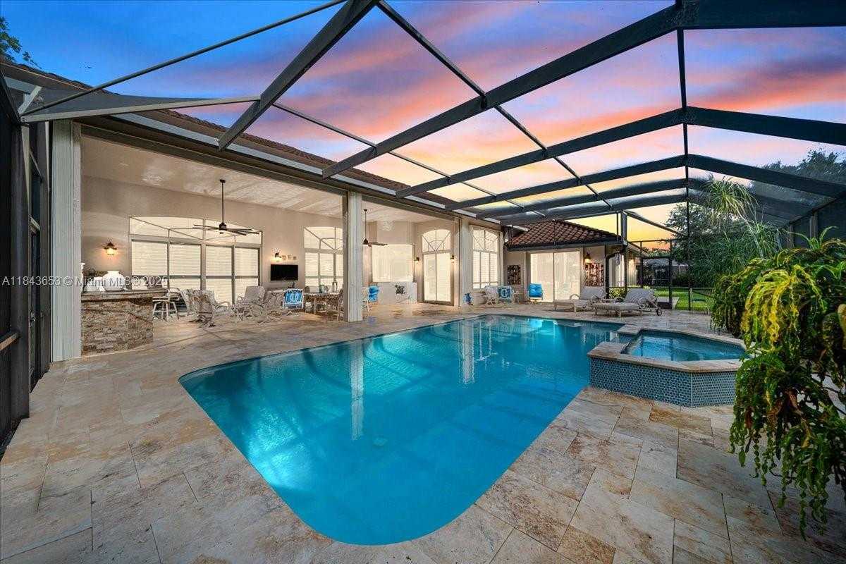 Small Image of 125 DOCKSIDE CIR, Weston Number 2