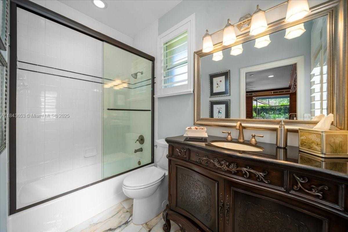Small Image of 125 DOCKSIDE CIR, Weston Number 23