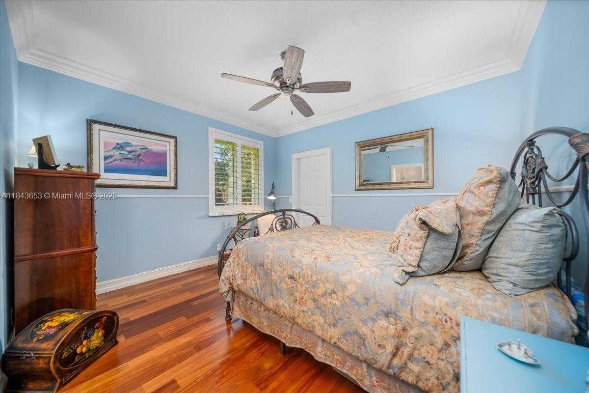Small Image of 125 DOCKSIDE CIR, Weston Number 36