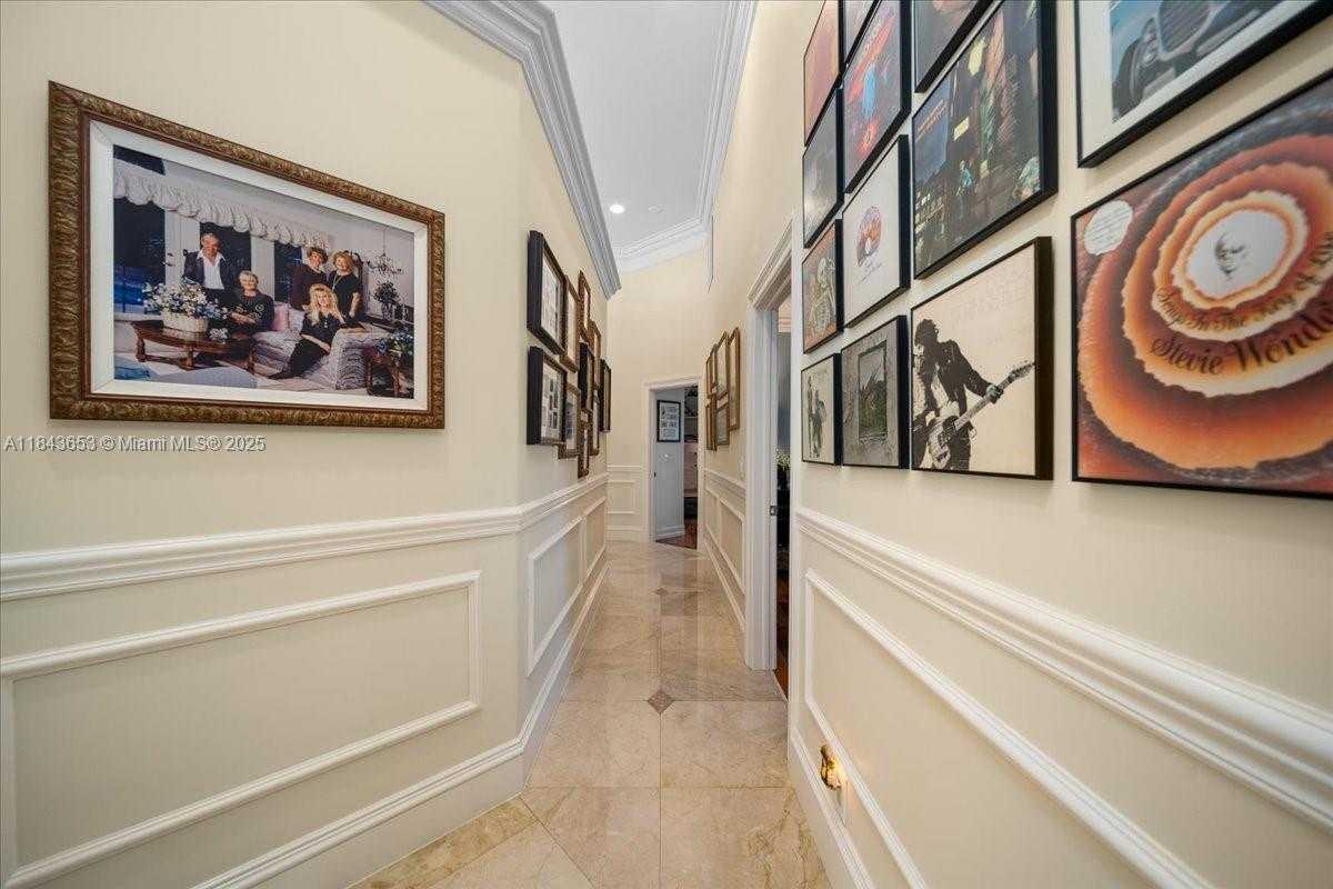 Small Image of 125 DOCKSIDE CIR, Weston Number 40