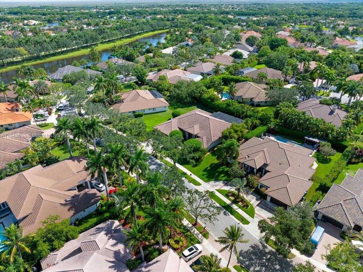 Small Image of 125 DOCKSIDE CIR, Weston Number 52