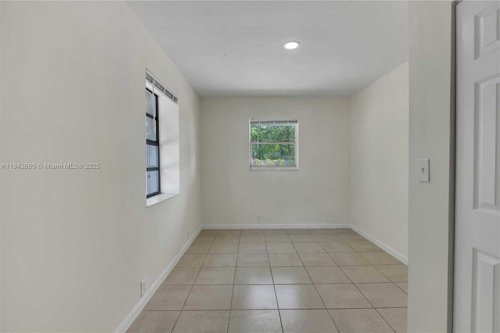 Small Image of 6420 WASHINGTON ST, Hollywood Number 11