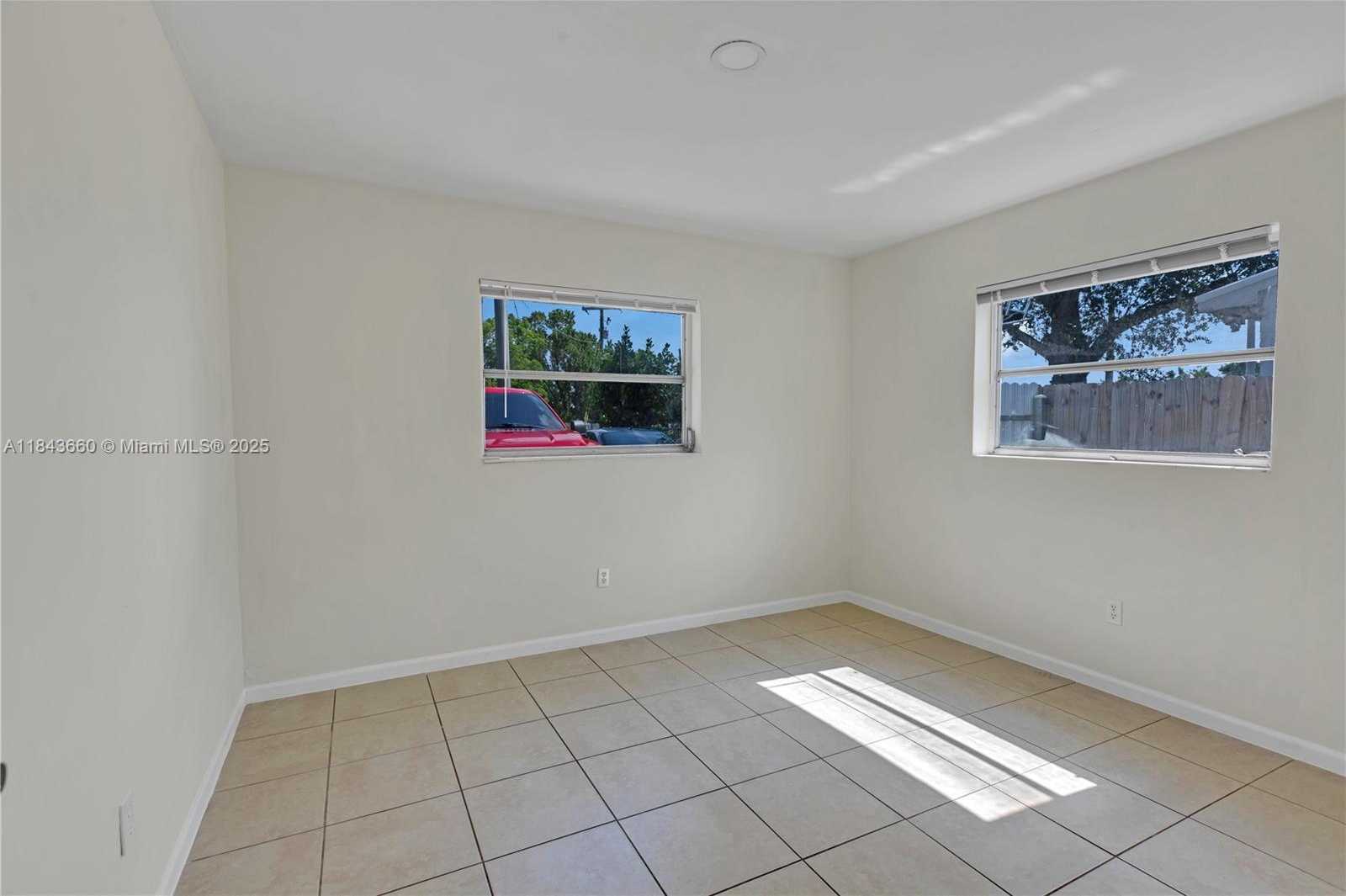 Small Image of 6420 WASHINGTON ST, Hollywood Number 30