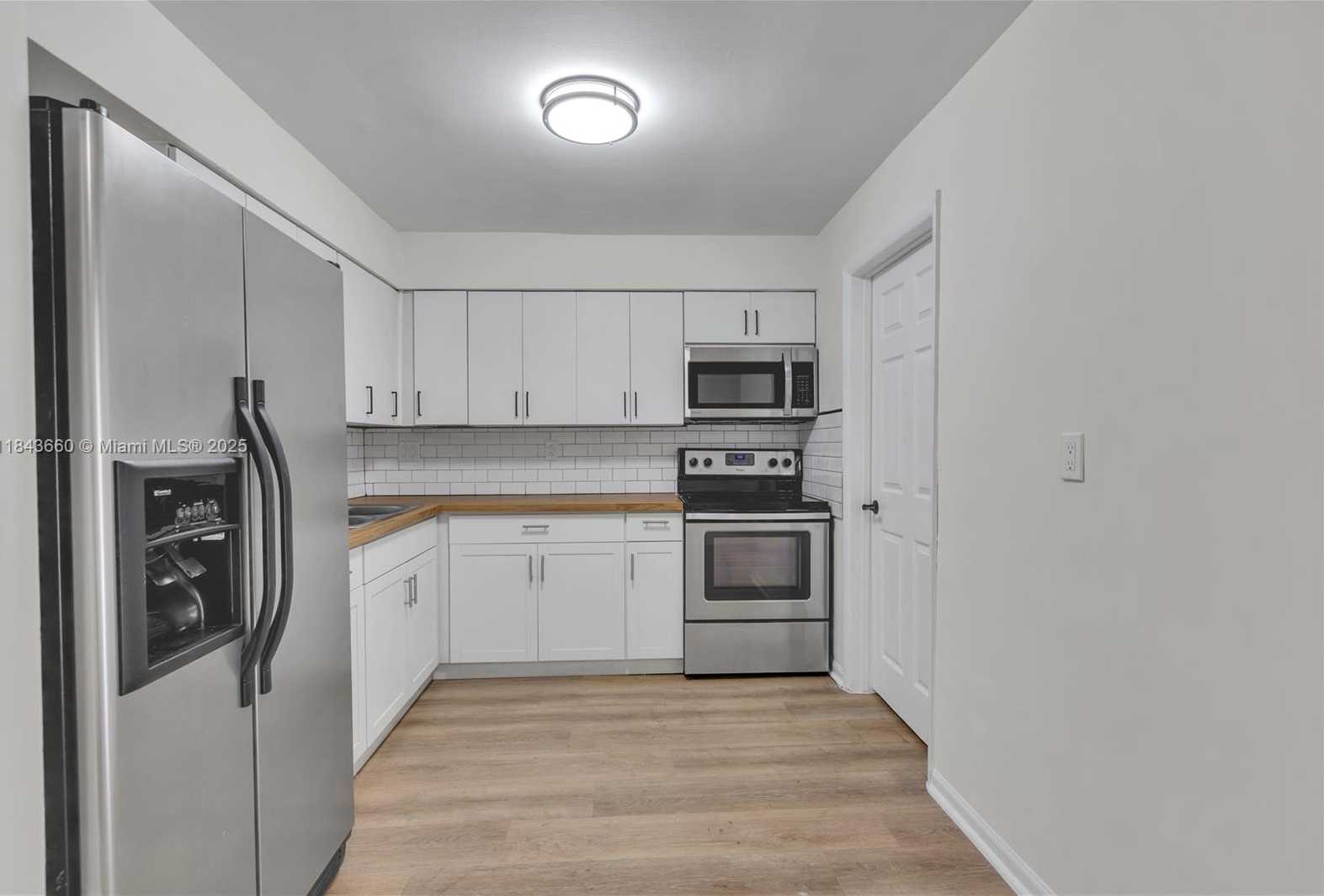 Small Image of 6420 WASHINGTON ST, Hollywood Number 7