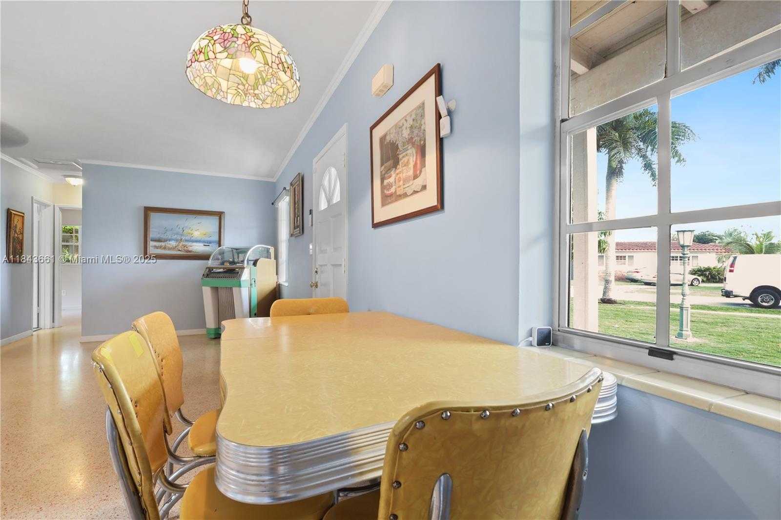 Small Image of 9455 SOUTH WEST 181ST ST, Palmetto Bay Number 13